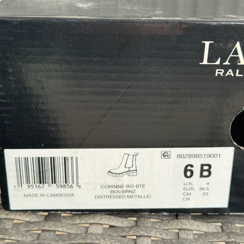 Ralph Lauren Gold Chelsea Boots - Picture 2 of 12